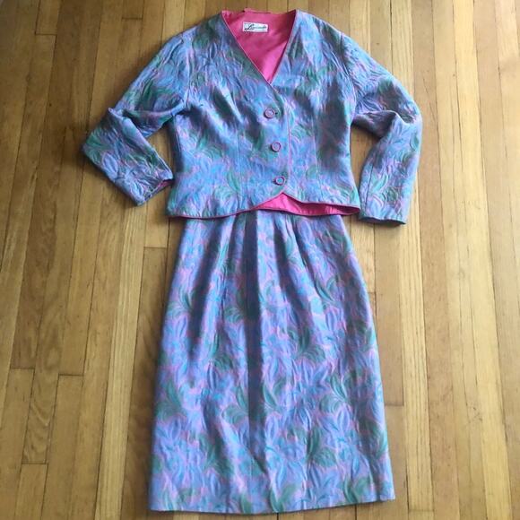 50s-60s Vintage Lucinda of California Iridescent Floral Skirt Suit - Picture 9 of 14